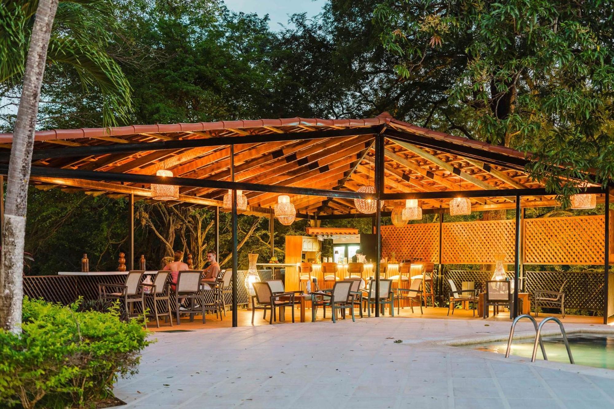 Papagayo Golden Palms Beachfront Hotel Panama Bagian luar foto